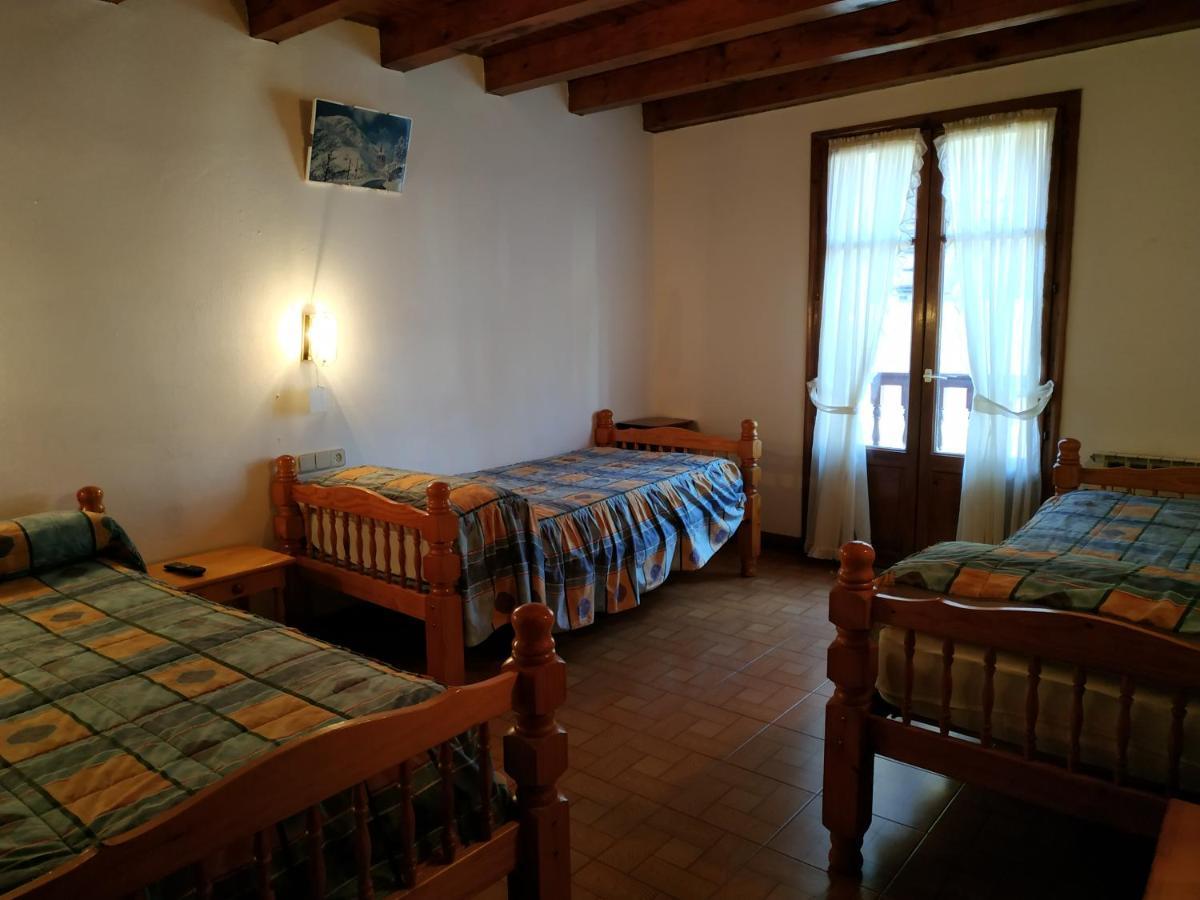 Pension Casat Salardú Buitenkant foto